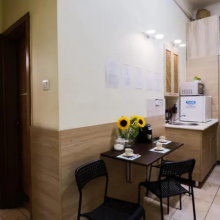 East Station Private Rooms Budapest Extérieur photo