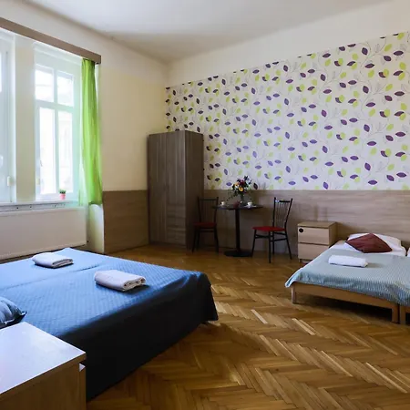 East Station Private Rooms Budapest Extérieur photo
